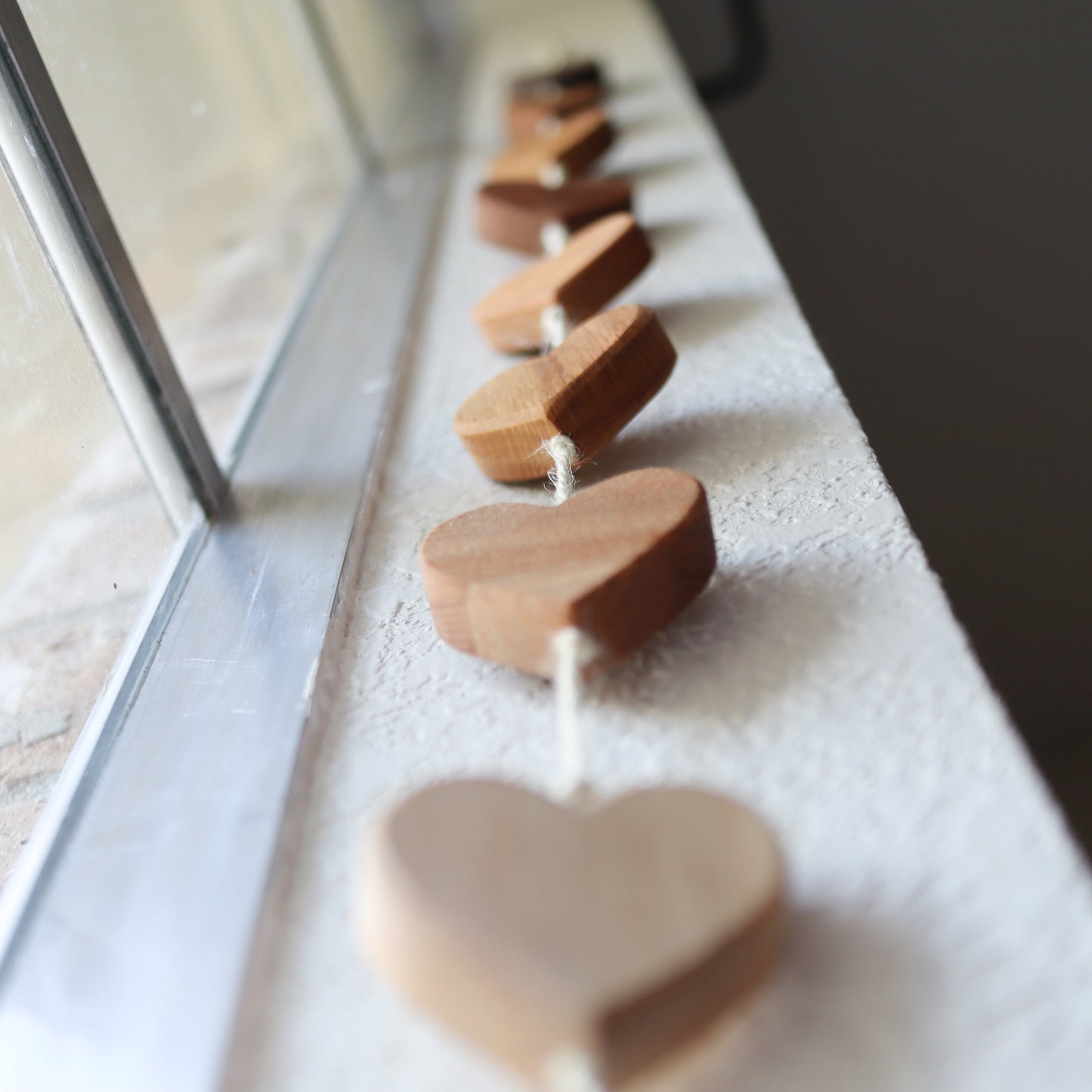 Ombré Heartstrings - 9 Connected Wooden Hearts on Jute String