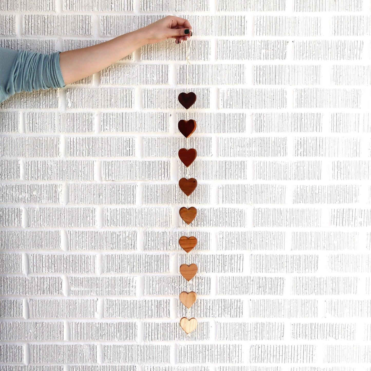 Ombré Heartstrings - 9 Connected Wooden Hearts on Jute String